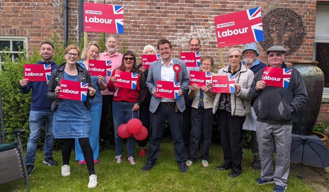 B&F members with 'Vote Labour' boards.
